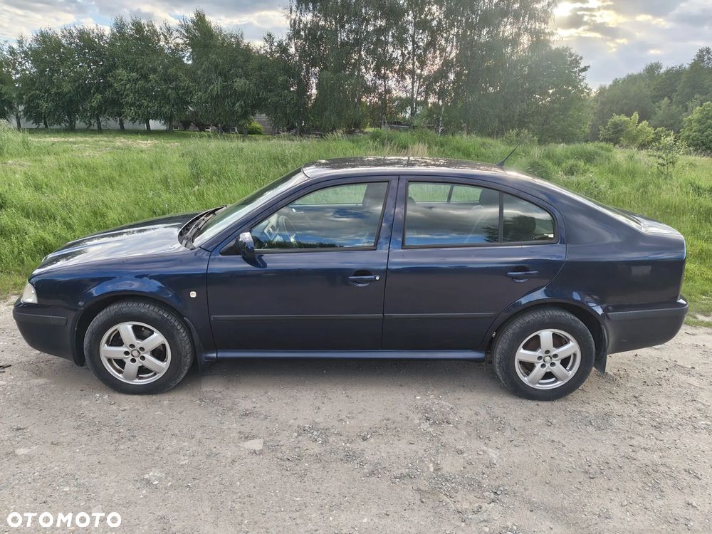 Skoda Octavia 1.9 TDI Tour - 9