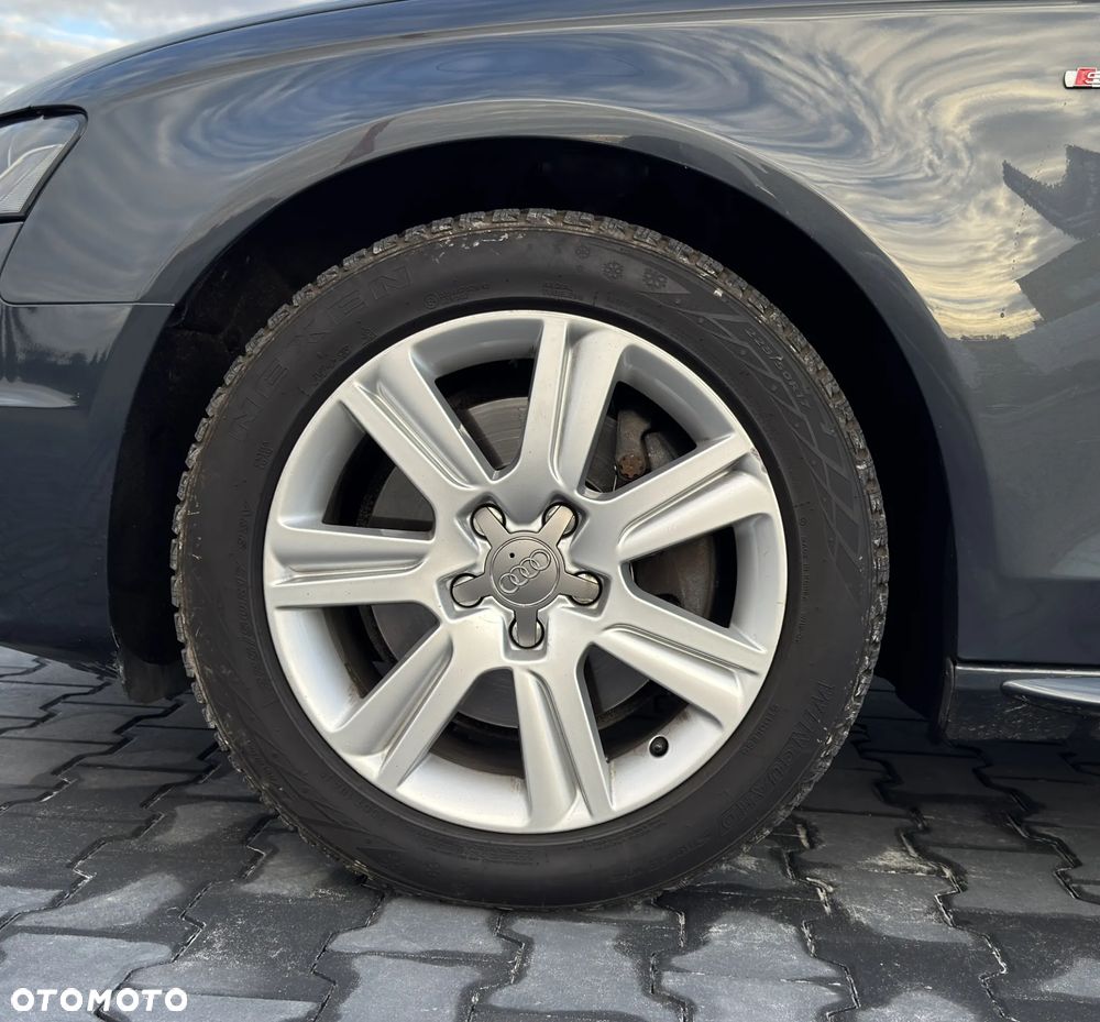 Audi A4 Avant 2.0 TFSI quattro S tronic S line Sportpaket - 14