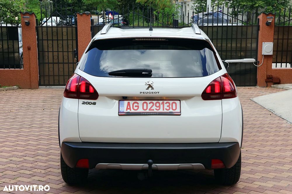 Peugeot 2008 PureTech 130 Stop&Start EAT6 Allure - 11