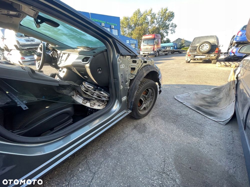 Opel Astra K Podłużnica prawa przód - 1