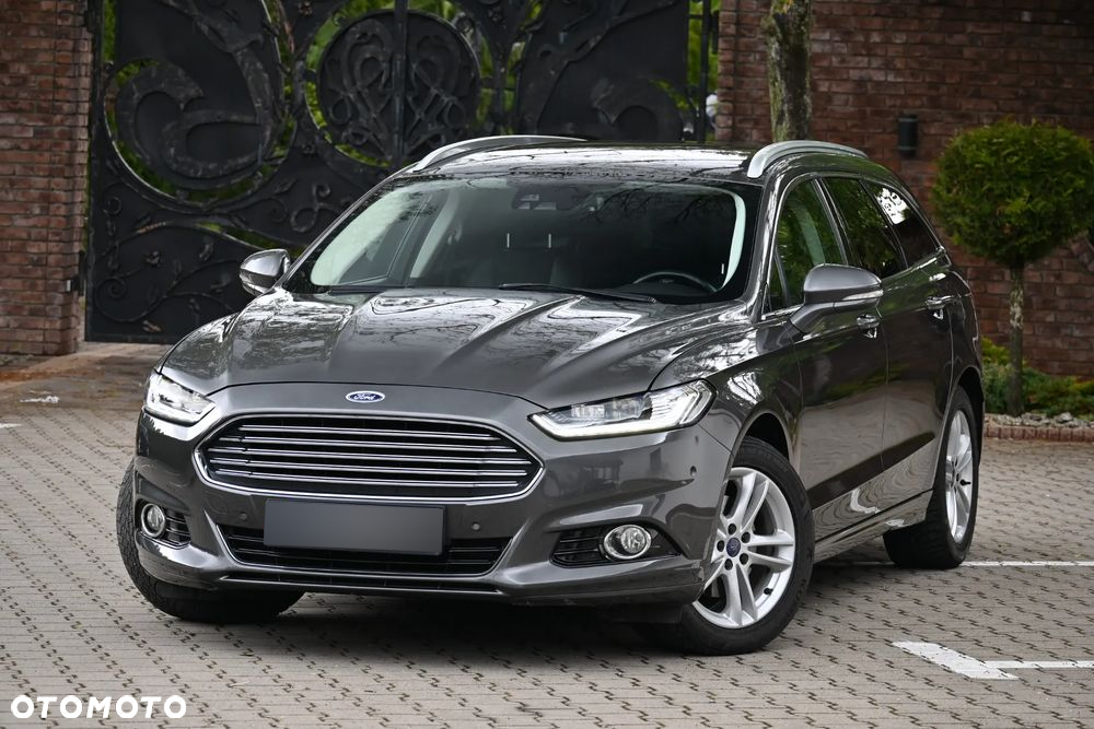 Ford Mondeo Turnier 2.0 TDCi Start-Stopp PowerShift-Aut Titanium - 2