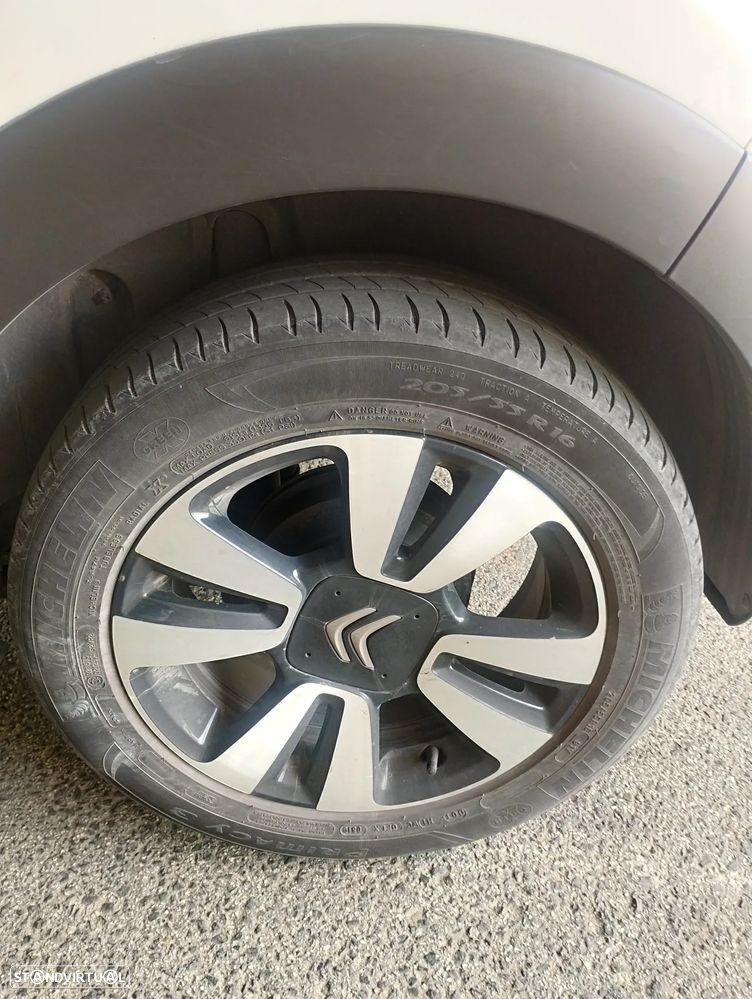 Citroën C3 1.2 PureTech Max - 9