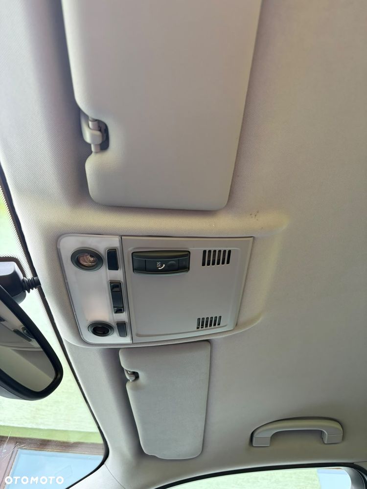 BMW Seria 1 118i - 19