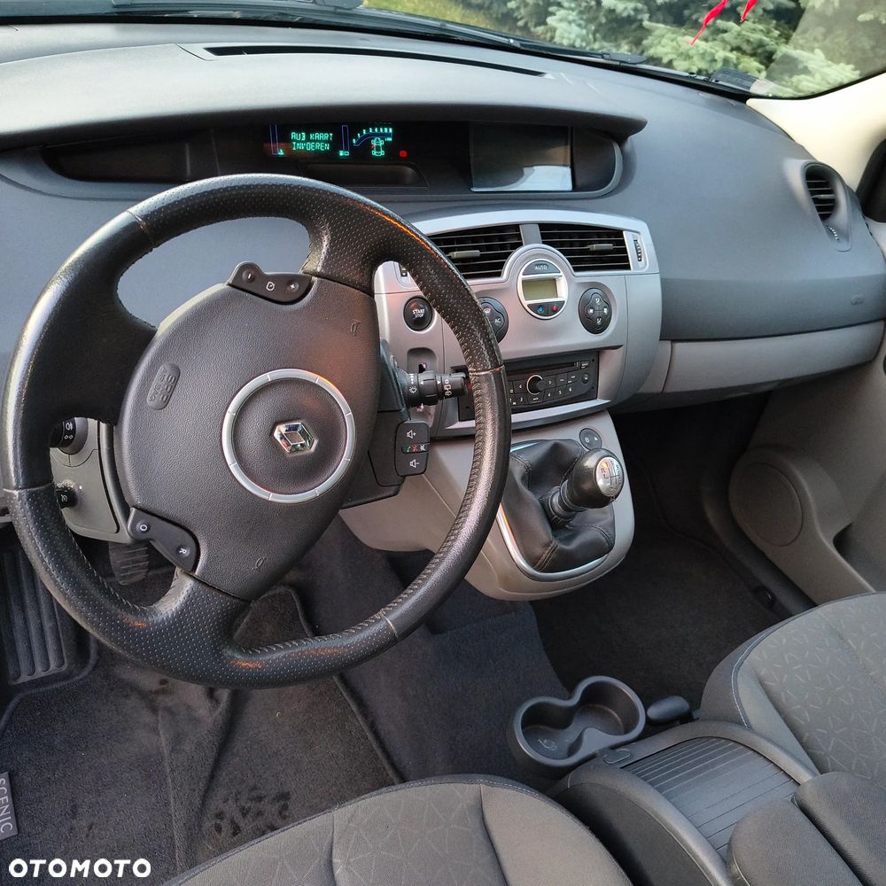 Renault Scenic - 20