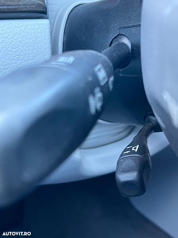 Mercedes-Benz E - 13