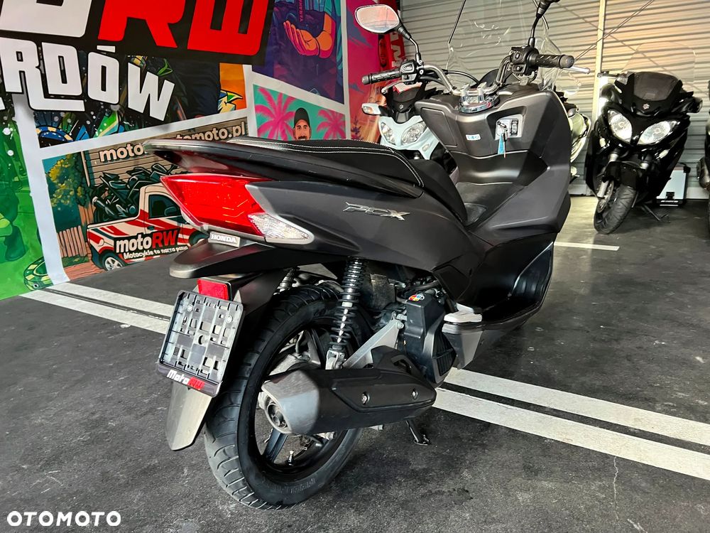Honda PCX - 8