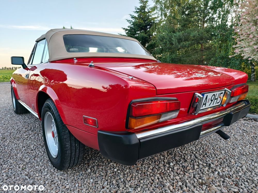 Fiat 124 Spider - 28