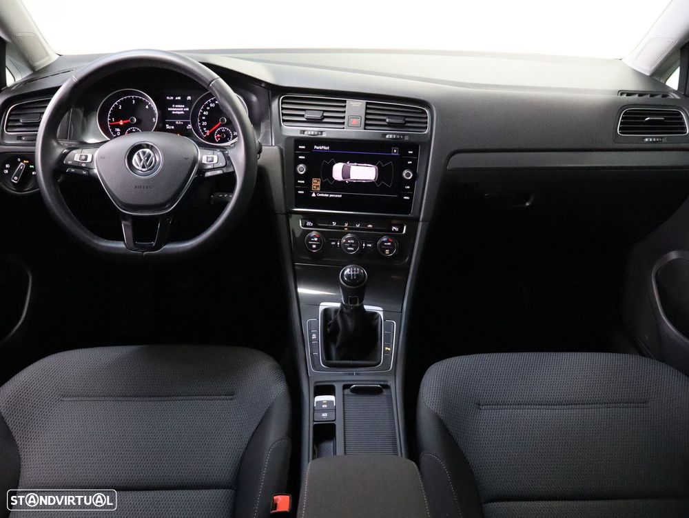 VW Golf Variant 1.6 TDi Confortline - 8