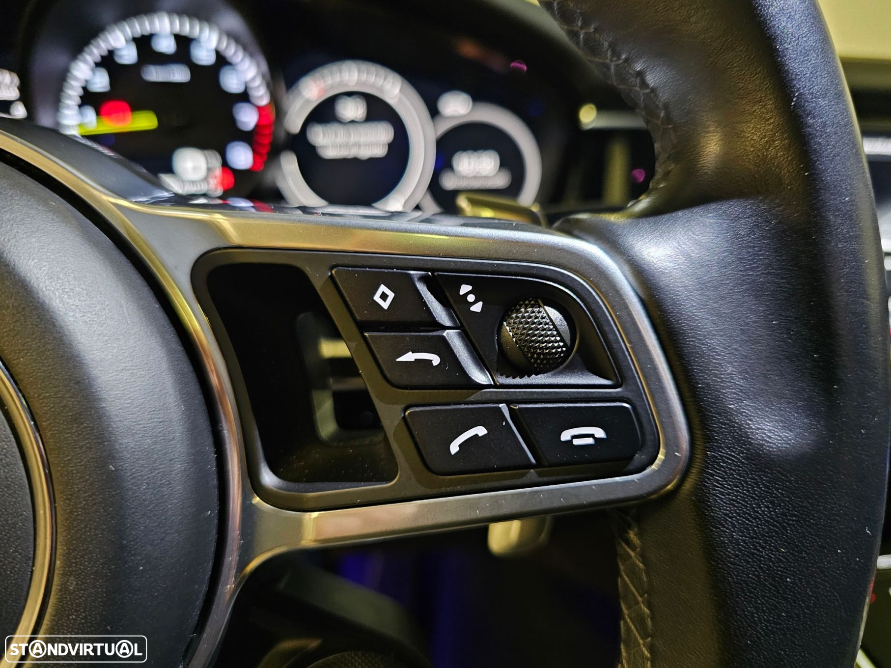 Porsche Panamera 4 E-Hybrid Platinum Edition - 30