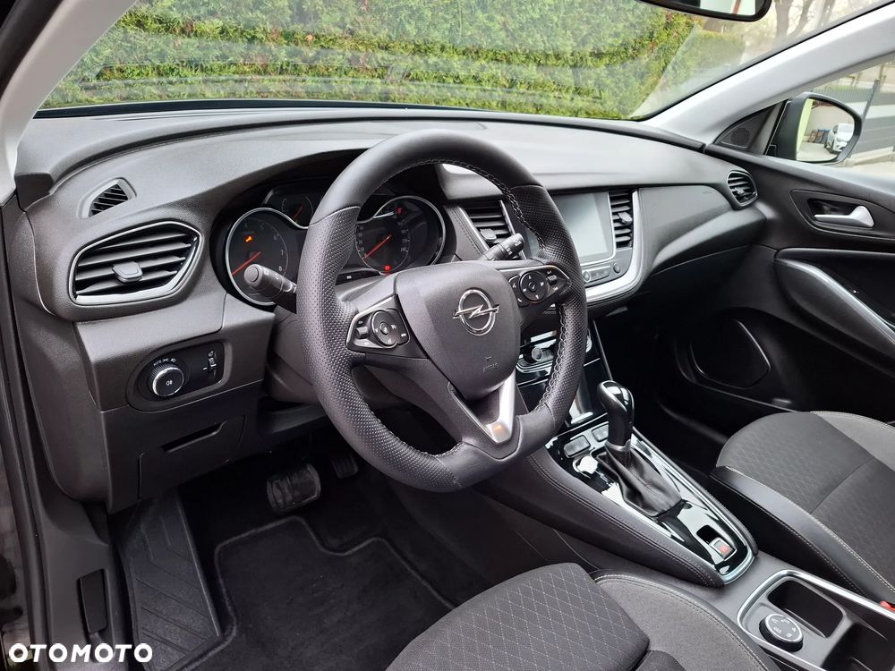Opel Grandland X - 12