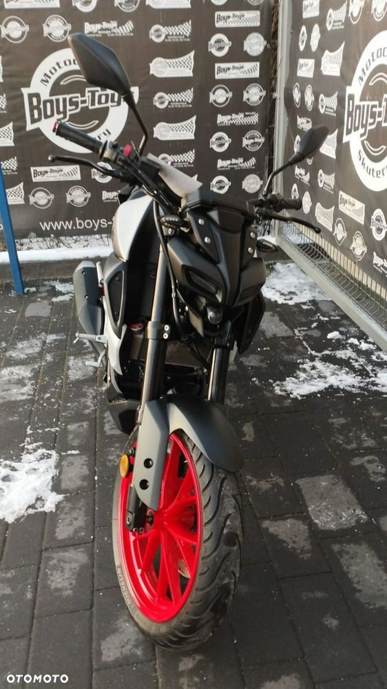 Yamaha MT - 2