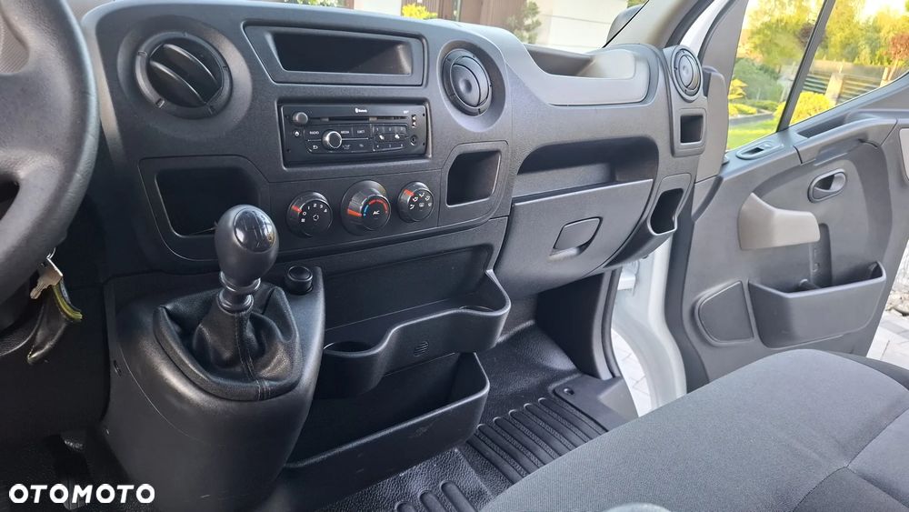 Renault Master - 16