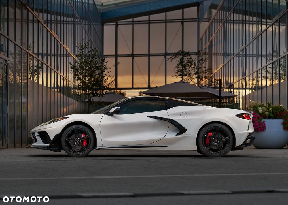 Chevrolet Corvette - 2