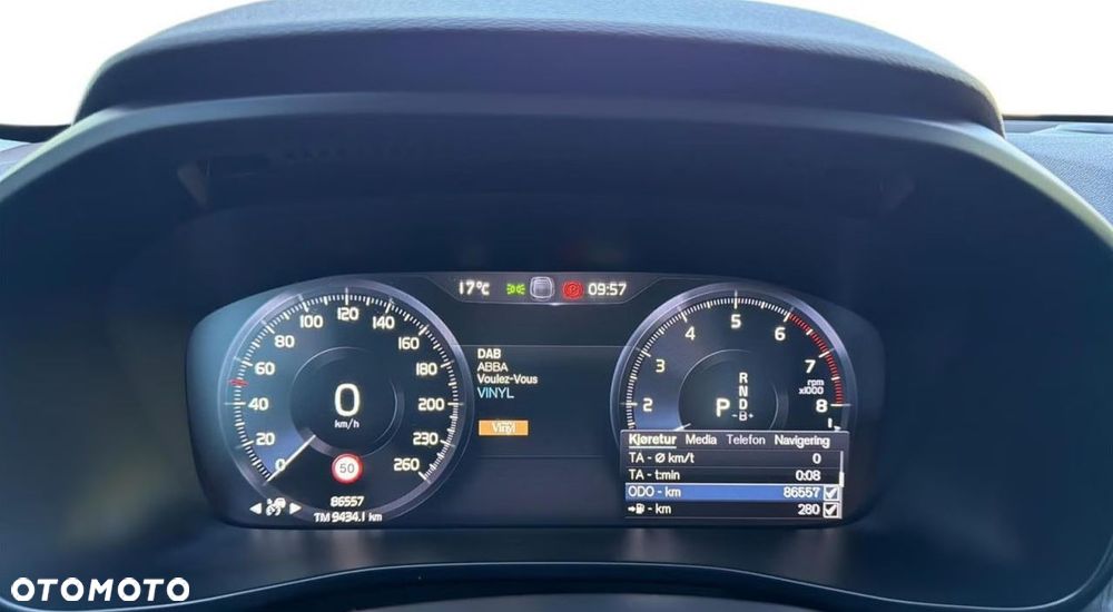 Volvo XC 40 T5 Twin Engine DKG Inscription - 16