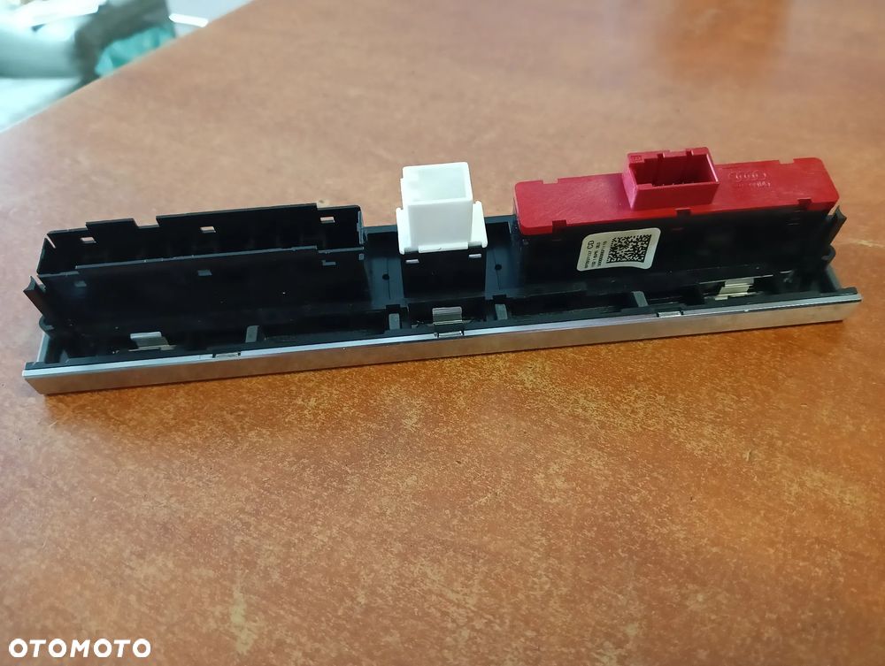 PRZEŁĄCZNIK AWARYJNYCH AUDI A3 8P LIFT 8P0927137AP - 4