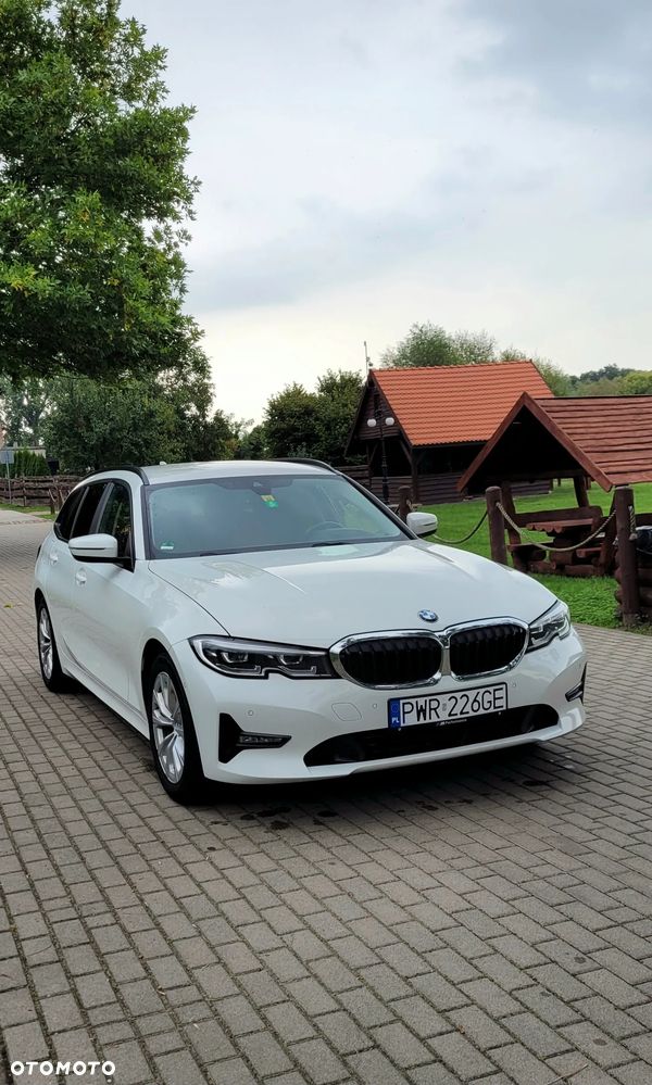 BMW Seria 3 320d Advantage sport - 26