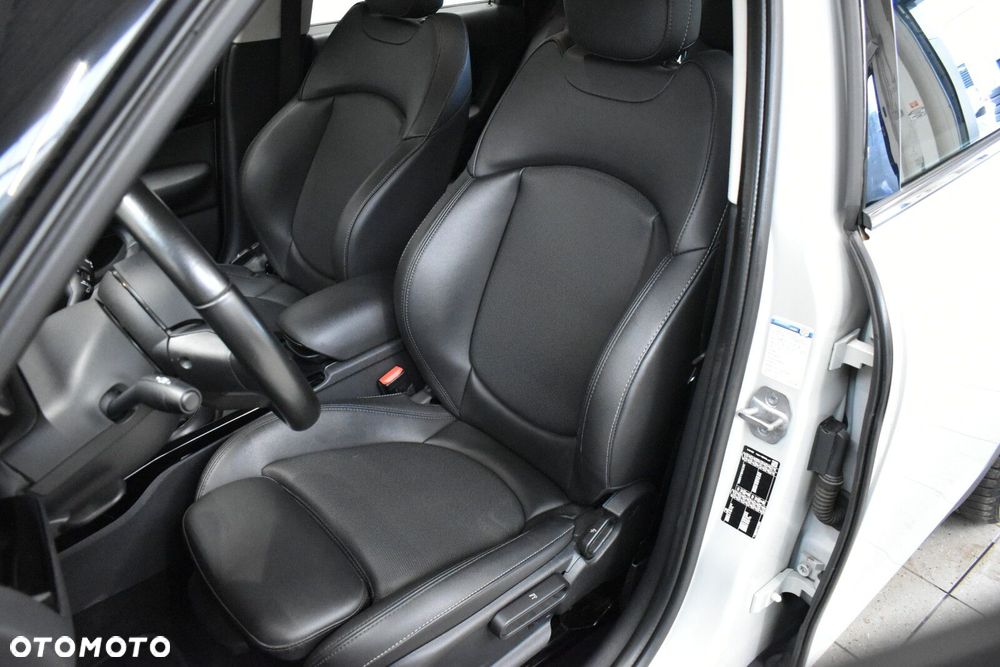 MINI Clubman - 10