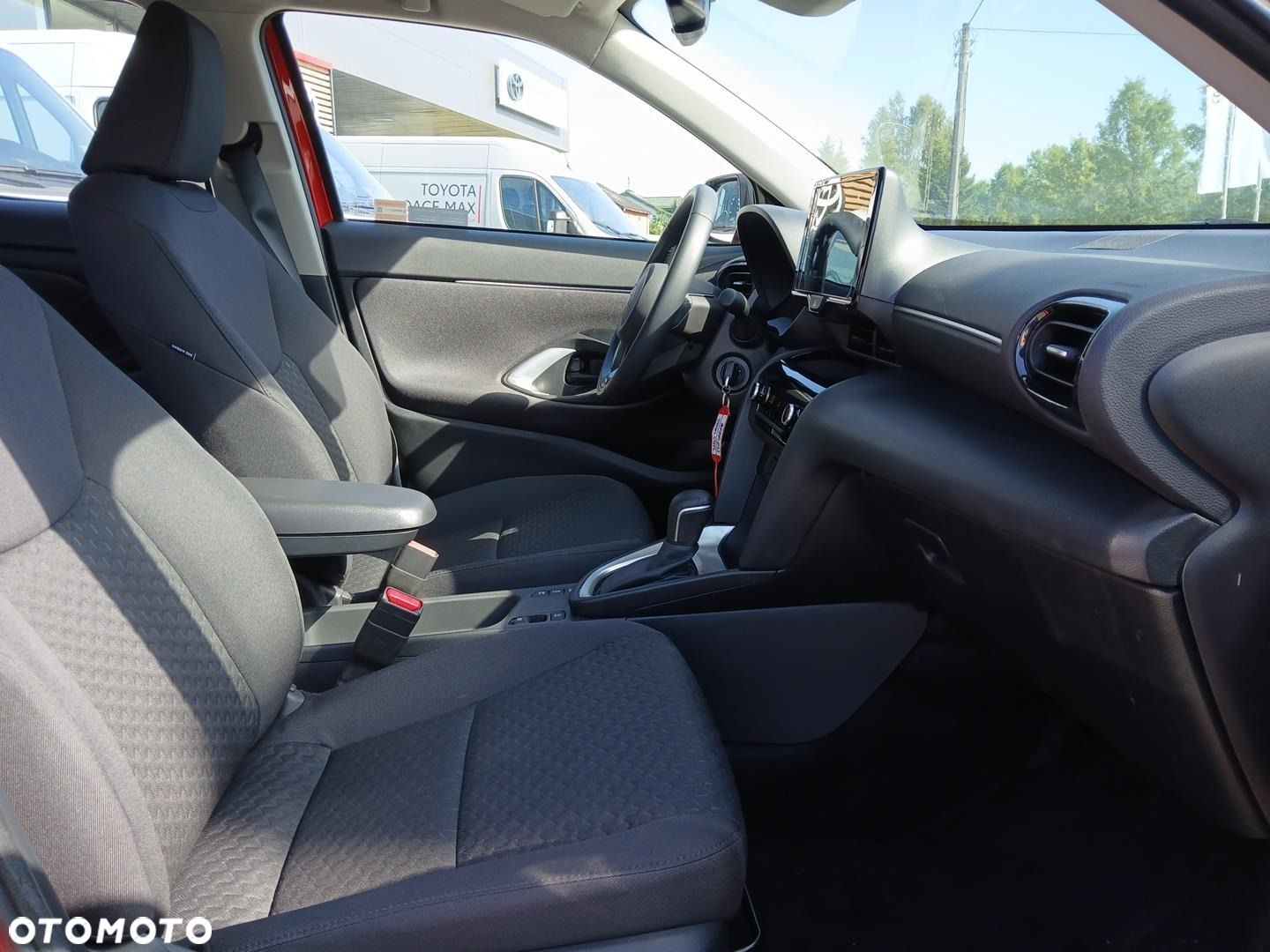 Toyota Yaris Cross Hybrid 1.5 Comfort - 16