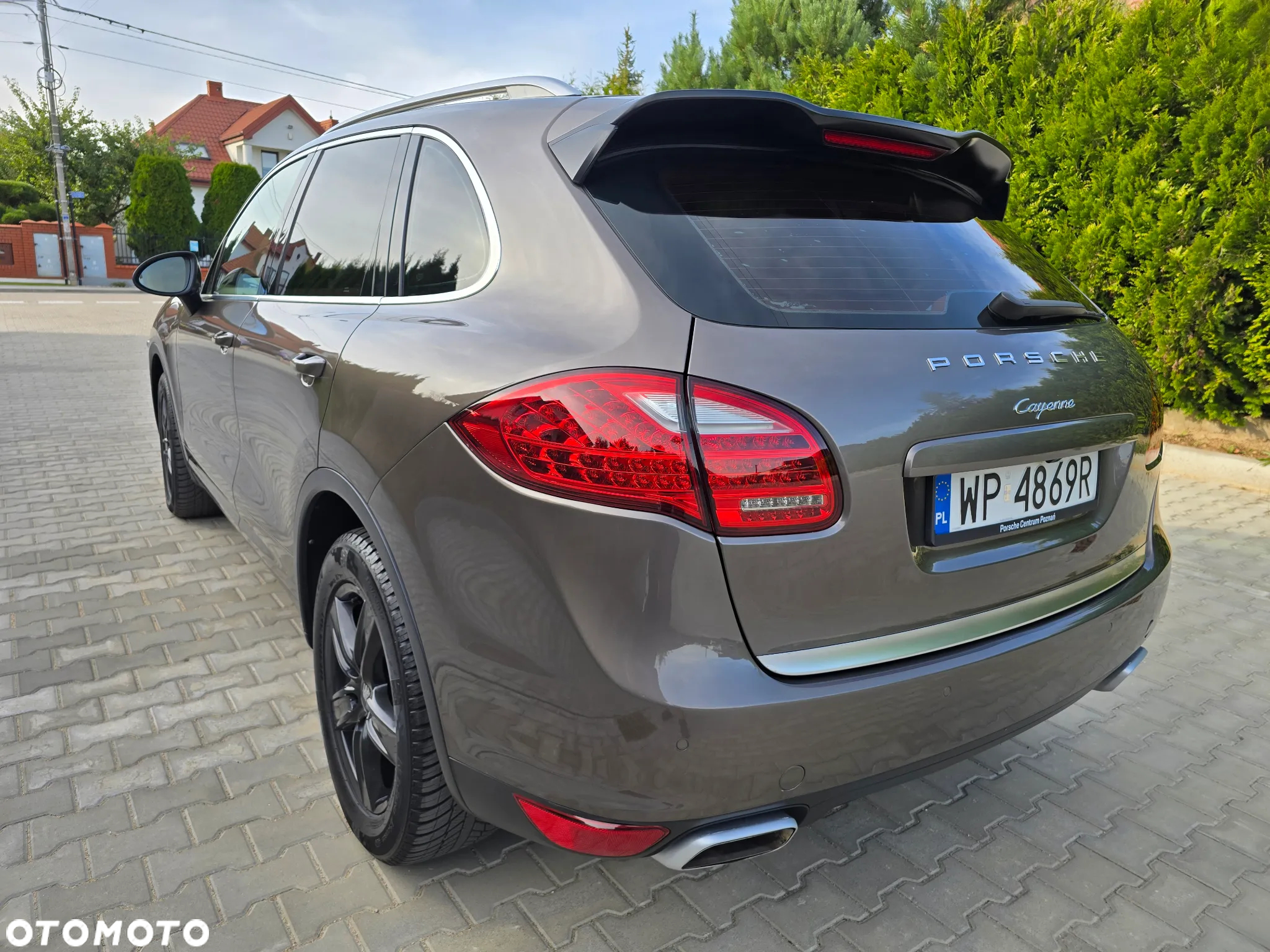 Porsche Cayenne Diesel Platinum Edition - 9