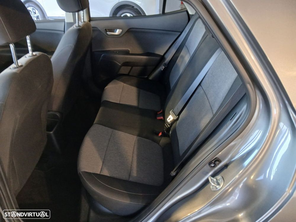 Kia Stonic 1.2 Dynamic - 18