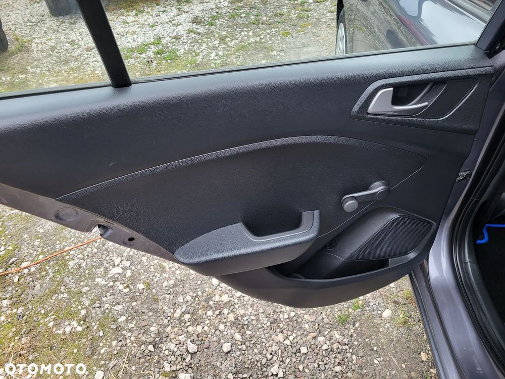 Hyundai i20 blue 1.2 Classic - 22