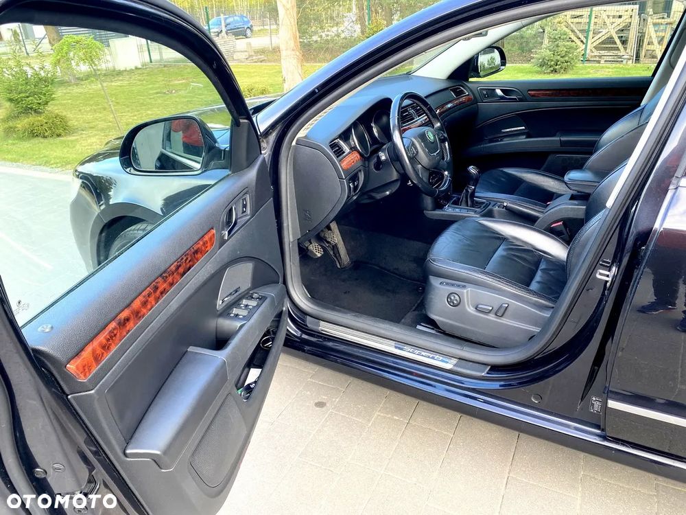 Skoda Superb 1.8 TSI Exclusive - 16