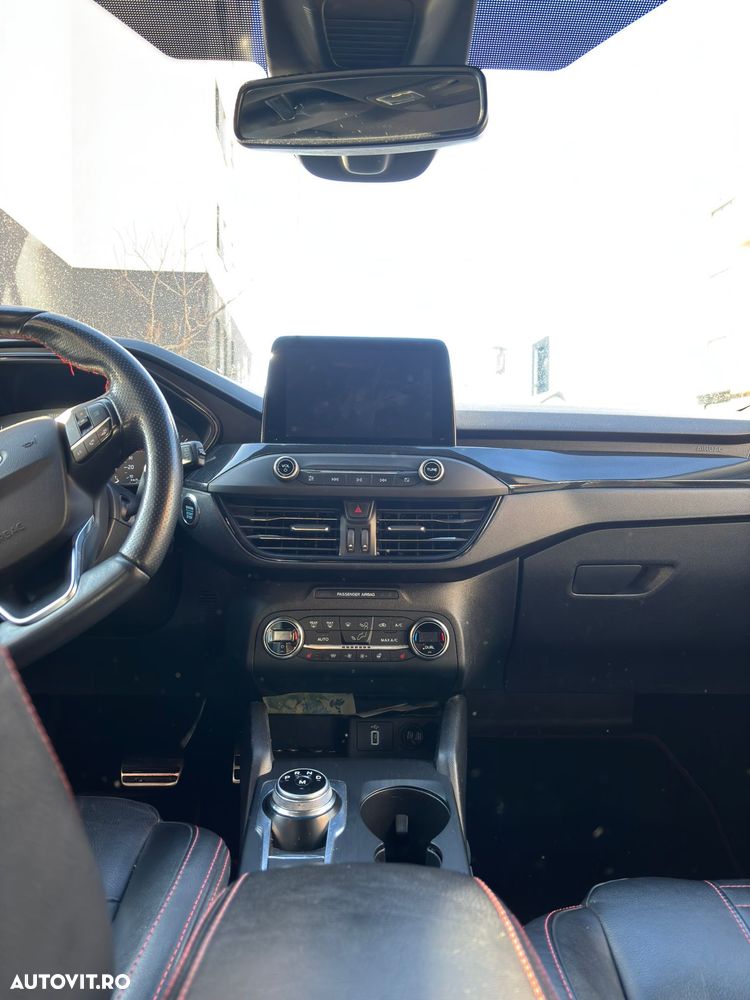 Ford Focus 1.5 EcoBlue Start-Stopp-System Aut. ST-LINE - 6