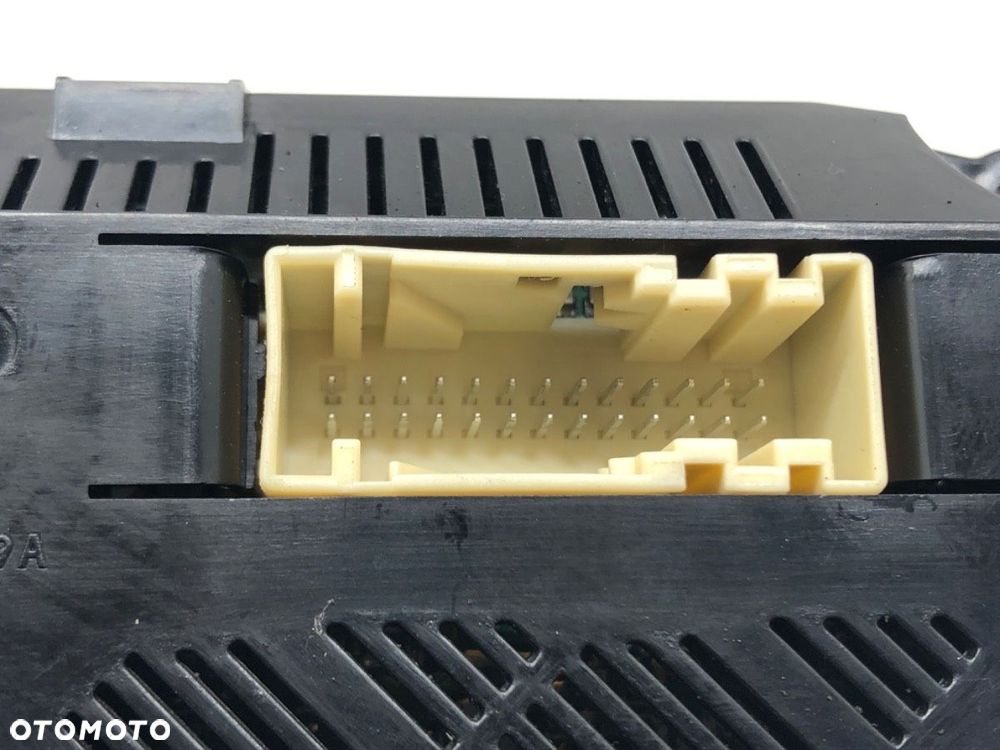 PANEL STEROWANIA NAWIEWU  FORD FOCUS III Turnier 2010 - 2022 1.6 Ti 92 kW [125 KM] benzyna 2010 - - 4