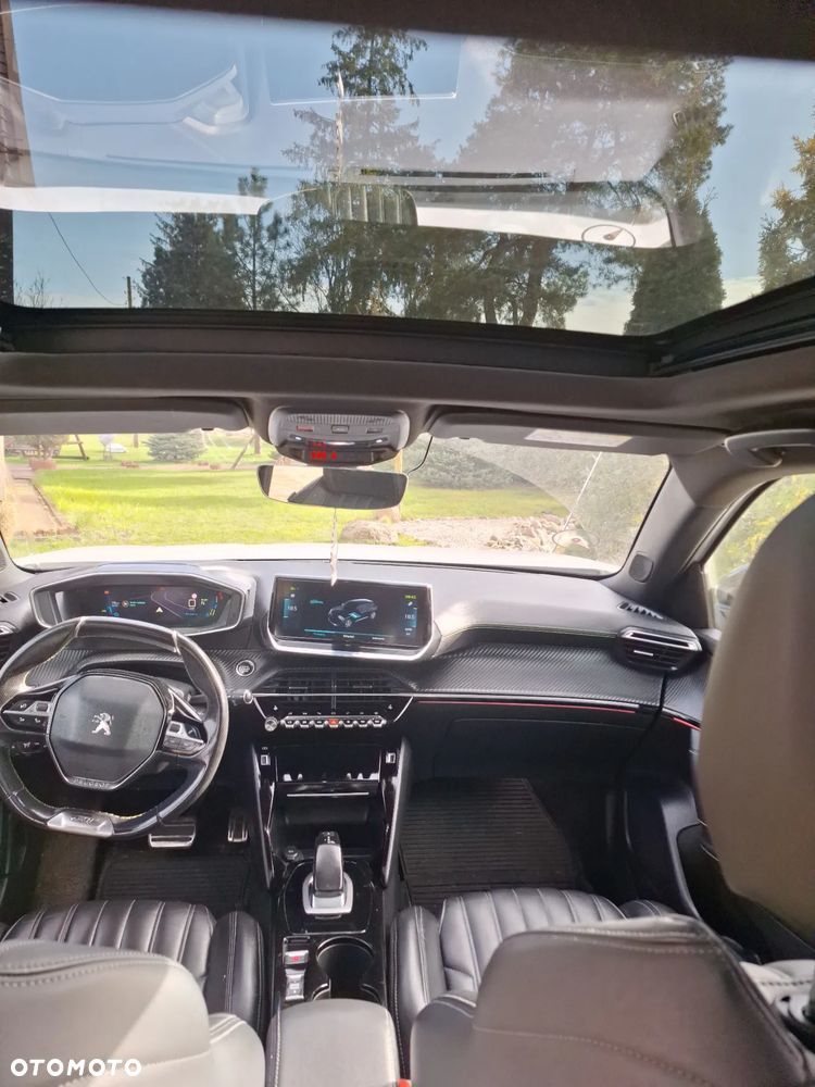 Peugeot 2008 e-2008 GT - 16