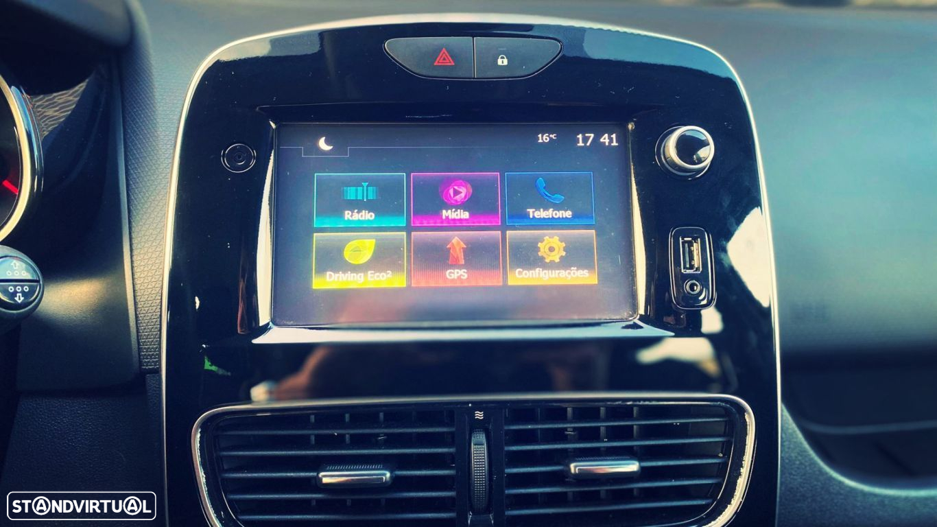 Renault Clio 0.9 TCe Limited Bi-Fuel - 18