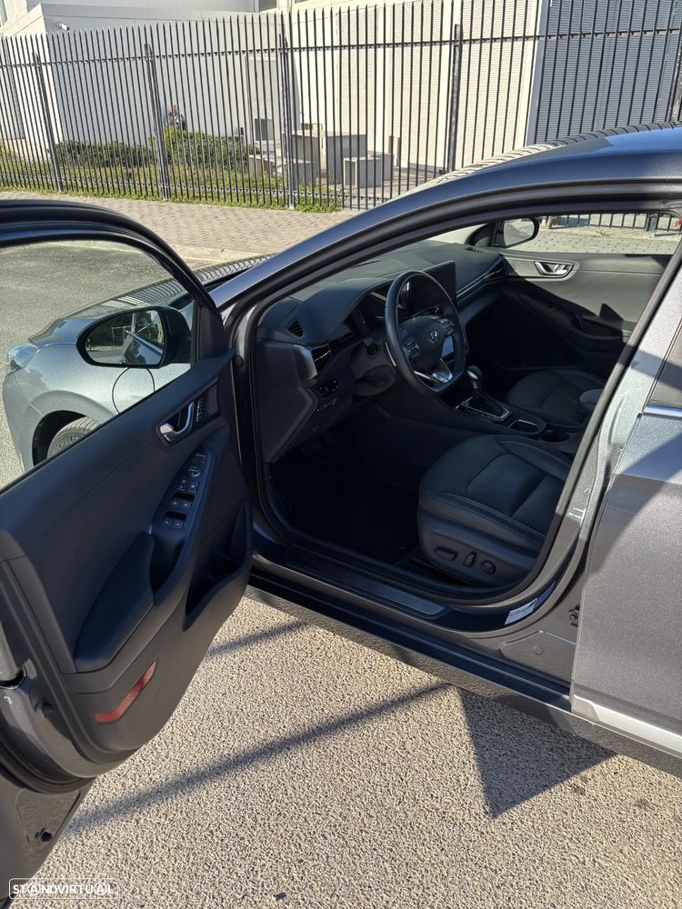 Hyundai Ioniq 1.6 GDI HEV Hybrid Tech - 14