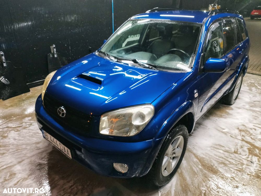Toyota RAV4 D-4D 4x4 Sol - 6