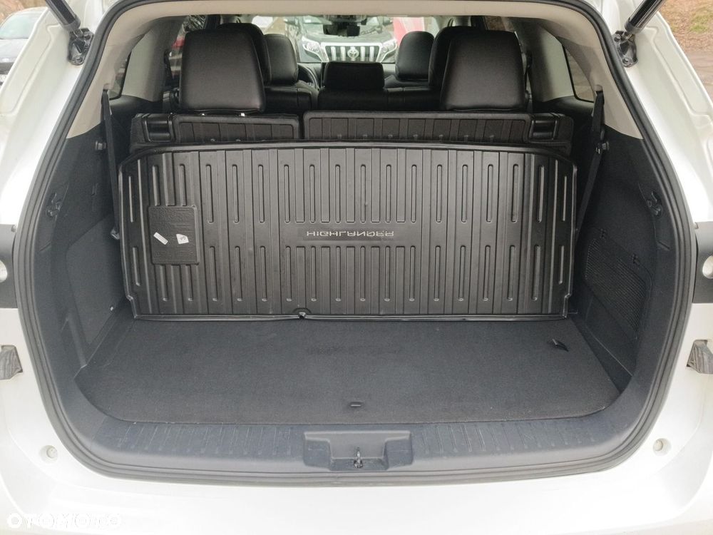 Toyota Highlander - 13