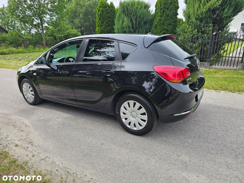 Opel Astra - 30