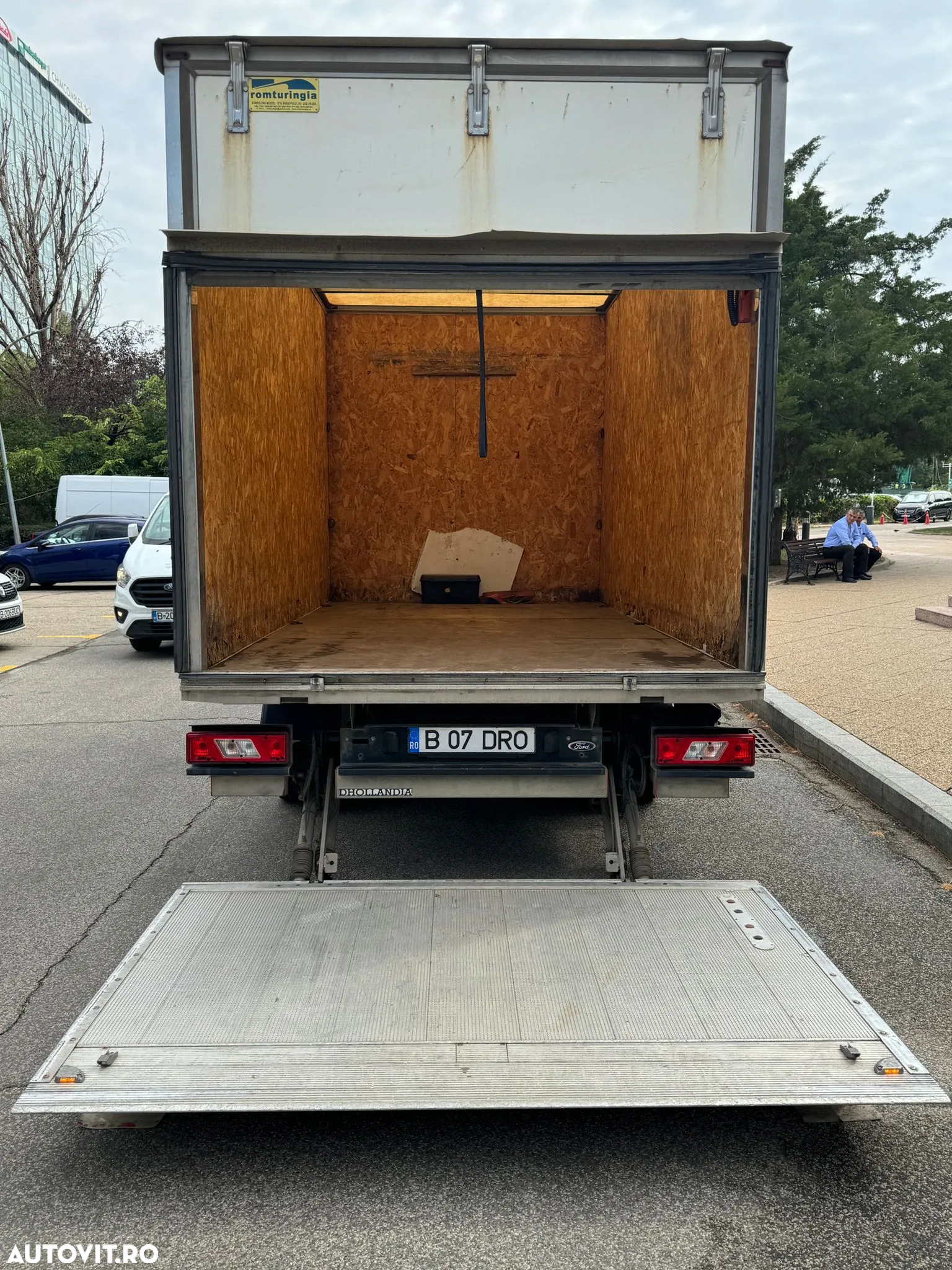 Ford Transit - 8