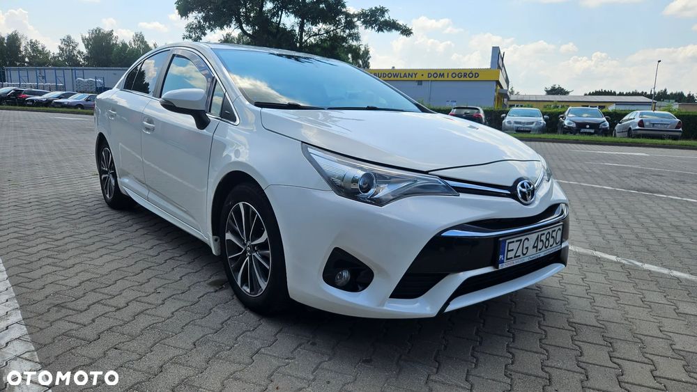 Toyota Avensis 1.8 Prestige MS - 11