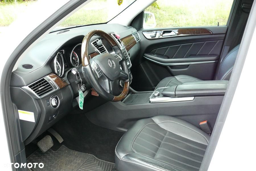 Mercedes-Benz GL 500 4-Matic - 14