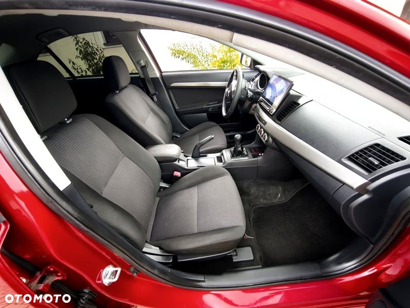 Mitsubishi Lancer - 29