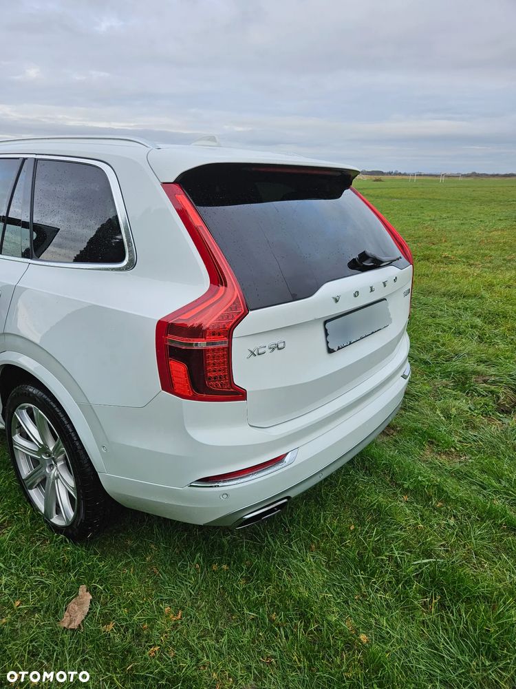 Volvo XC 90 - 4
