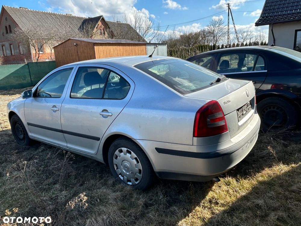 Skoda Octavia 2.0 TDI DPF Ambiente - 4