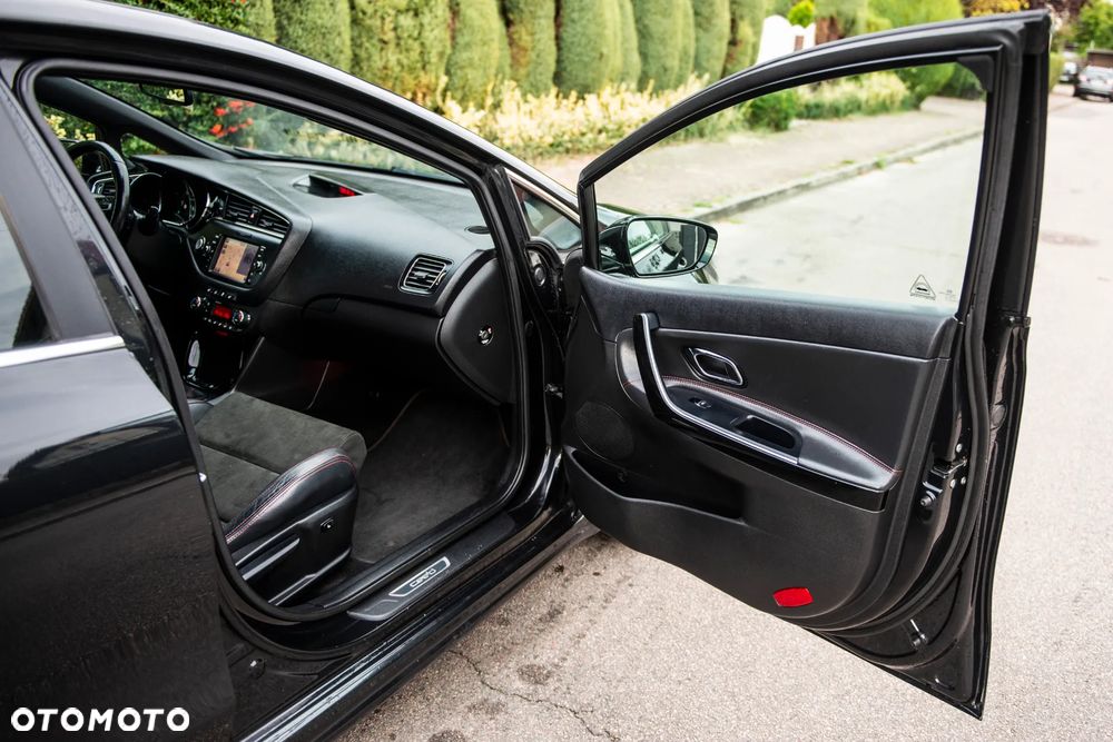 Kia Ceed 1.6 T-GDI GT-Challenge - 37