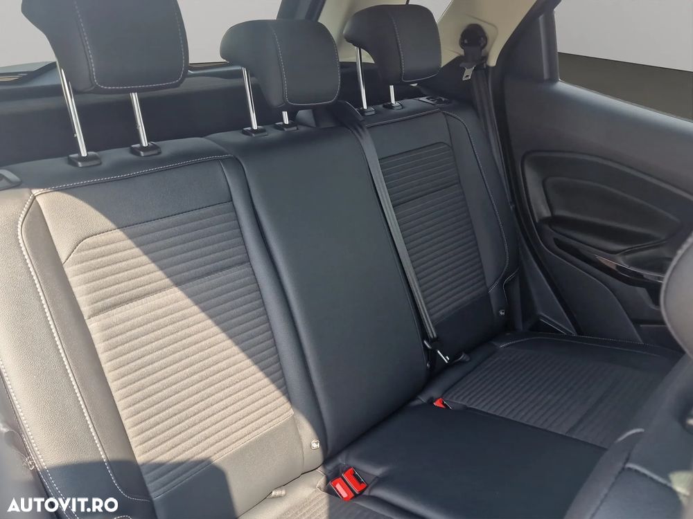Ford EcoSport - 18