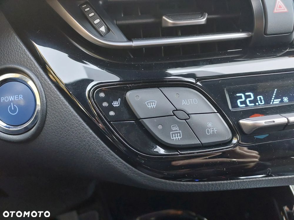 Toyota C-HR - 28
