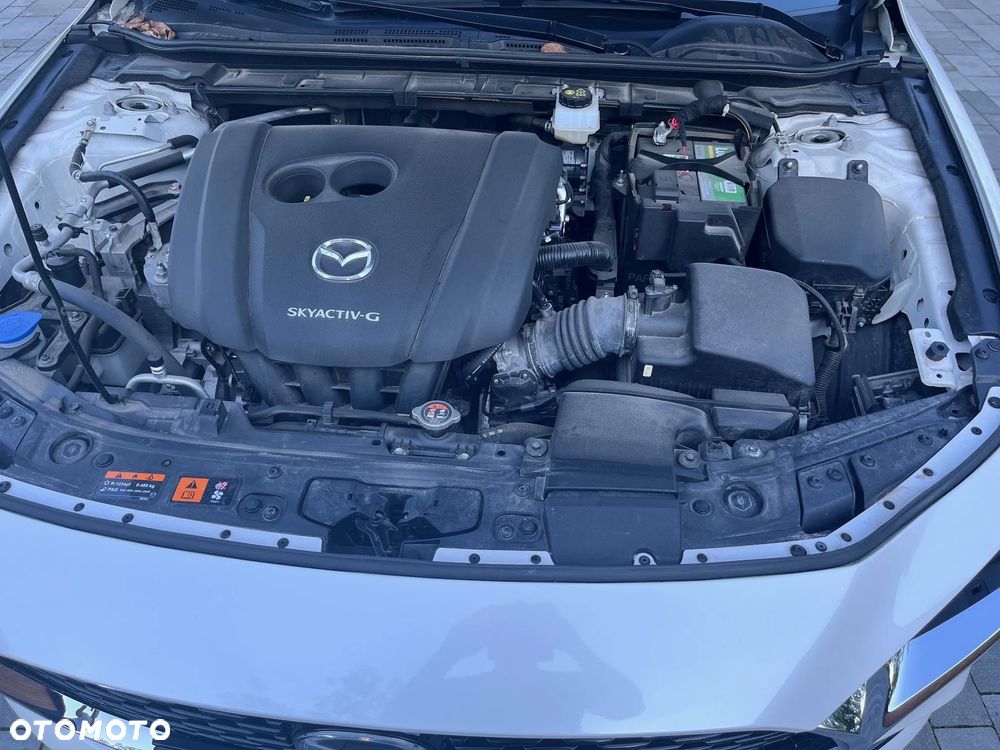 Mazda 3 2.0 mHEV Hikari - 12