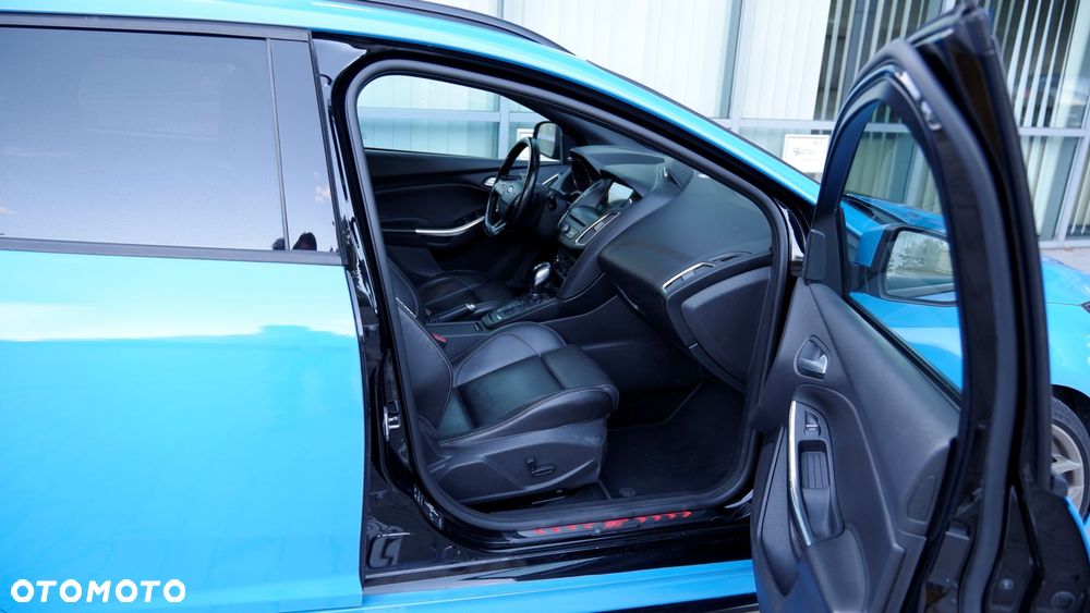 Ford Focus 2.0 TDCi ST PowerShift - 13