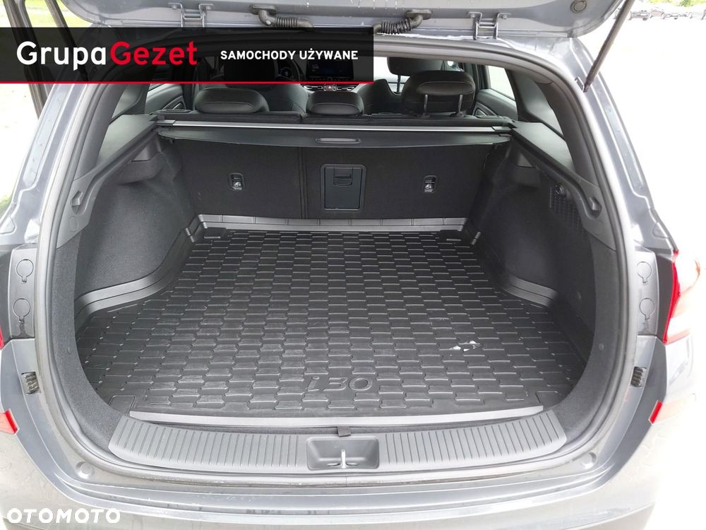 Hyundai i30 - 23