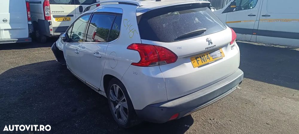 Dezmembrari / Dezmembrez Peugeot 2008 1.6 DV6C cutie viteze manuală 6 trepte start-stop cod culoare KWE - VOPSEA ALB SIDEFAT - 6