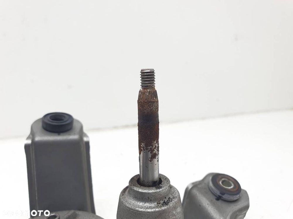 SILNICZEK WYCIERACZKI TYŁ TYLNEJ MAZDA 6 II GH SEDAN GS1M-67450 - 2