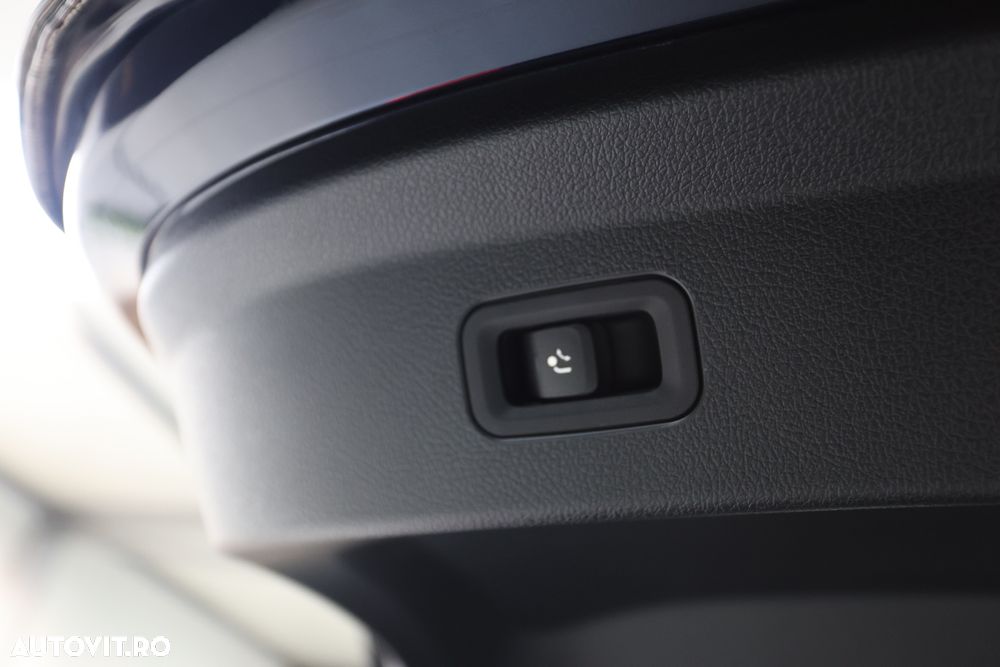 Mercedes-Benz GLE 350 e 4MATIC 9G-TRONIC AMG Line - 24