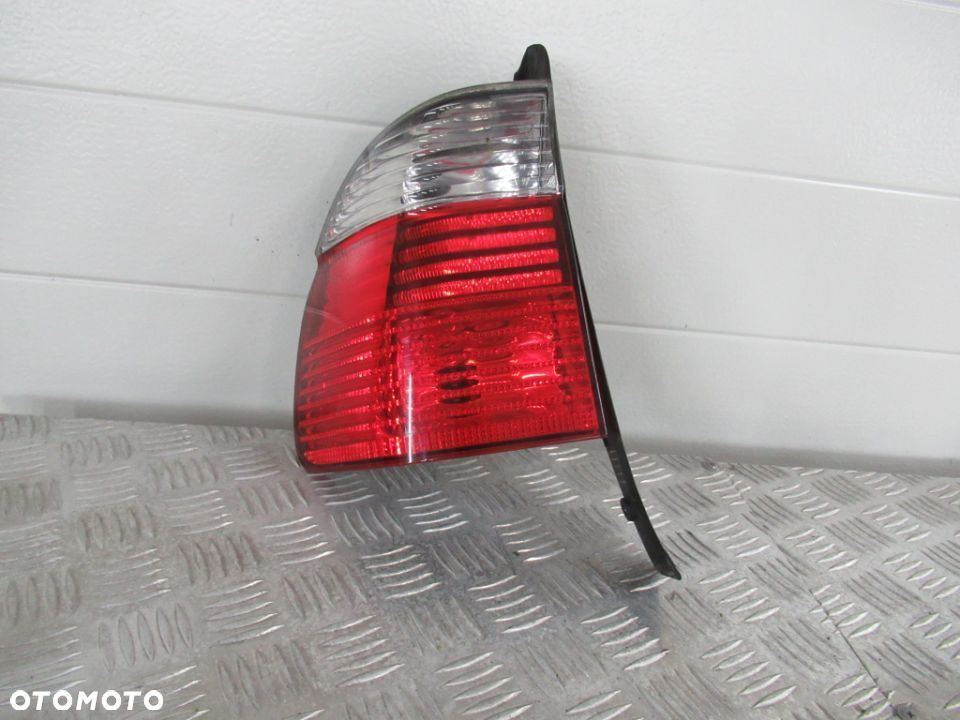 LAMPA TYLNA TYŁ LEWA BMW 5 E39 KOMBI LIFT 2000- - 1